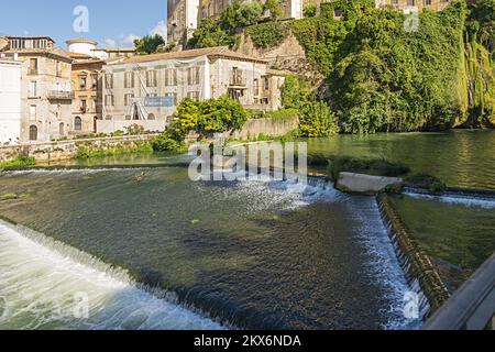 Isola del Liri (Italia) - una piccola città medievale in provincia di Frosinone, regione Lazio, famosa per delle cascate nel centro storico, 7 Banque D'Images