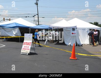 Inondations : tempête violente - Nashville, Tennessee. , Centre mobile de reprise après sinistre FEMA de 27 mai 2010. Dotés de représentants de la FEMA et d'autres organismes, ils fournissent des renseignements précieux pour les efforts de rétablissement et de reconstruction. Martin Grube/FEMA. Tennessee : tempêtes, inondations, vents de la ligne droite et tornades. Photographies relatives aux programmes, aux activités et aux fonctionnaires de gestion des catastrophes et des situations d'urgence Banque D'Images