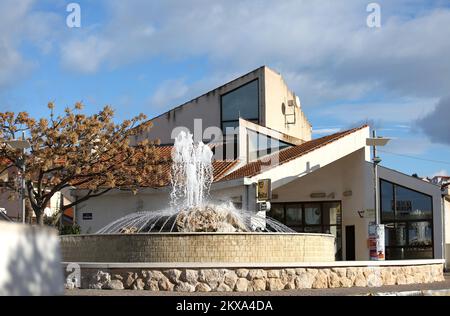 02.01.2019., Primosten, Croatie - Oylle d'hiver à Primosten. Primosten est une petite ville située entre Sibenik et Split photo: Dusko Jaramaz/PIXSELL Banque D'Images