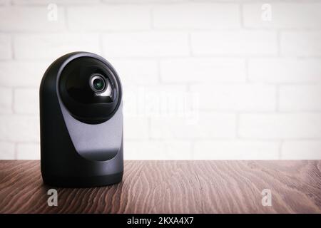 Webcam IP de sécurité en ligne avec algorithme de détection de mouvement. Sécurité et contrôle de la maison Banque D'Images