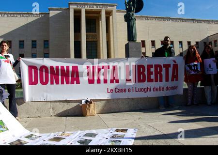 Rome, Italie. 30th novembre 2022. Rome, Université la Sapienza, événement « RASSEMBLEMENT UNIVERSITAIRE POUR L'IRAN ». Utilisation éditoriale seulement crédit: Agence de photo indépendante/Alamy Live News Banque D'Images