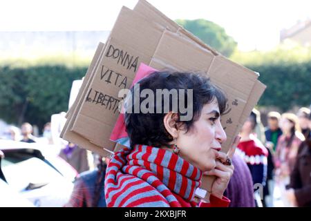 Rome, Italie. 30th novembre 2022. Rome, Université la Sapienza, événement « RASSEMBLEMENT UNIVERSITAIRE POUR L'IRAN ». Utilisation éditoriale seulement crédit: Agence de photo indépendante/Alamy Live News Banque D'Images