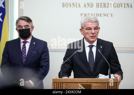 Après avoir refusé de rencontrer le ministre russe des Affaires étrangères Sergei Lavrov, Sefik Dzaferovic, membre de la présidence de la Bosnie-Herzégovine, a déclaré que la Bosnie-Herzégovine est fière et veut envoyer un message fort, et que chacun doit respecter les décisions prises par tous les peuples de la Bosnie-Herzégovine à Sarajevo le 15. Décembre 2020. Photo: Armin Durgut/PIXSELL Banque D'Images