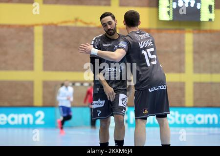 ZAGREB, CROATIE - FÉVRIER 14 : Valero Rivera Folch et Aymeric Minne de HBC Nantes pendant le match B de la Ligue des champions de l'EHF entre HC PPD Zagreb et HBC Nantes au Sutinska Vrela Sports Hall on 14 février 2021 à Zagreb, Croatie. Photo: Marko Prpic/PIXSELL Banque D'Images