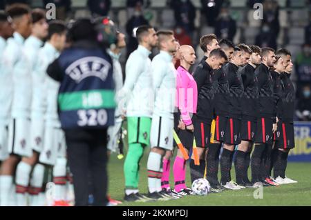 L'équipe de Croatie s'est mise en file pour l'hymne national avant le match du groupe D du Championnat d'Europe des moins de 21 ans de l'UEFA 2021 entre le Portugal et la Croatie à Stadion Bonifacika sur 25 mars 2021 à Koper, en Slovénie. Photo: Luka Stanzl/PIXSELL Banque D'Images