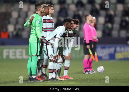 L'équipe du Portugal s'est mise en file pour les photographes avant le match du groupe D du Championnat d'Europe des moins de 21 ans de l'UEFA de 2021 entre le Portugal et la Croatie à Stadion Bonifacika sur 25 mars 2021 à Koper, en Slovénie. Photo: Luka Stanzl/PIXSELL Banque D'Images