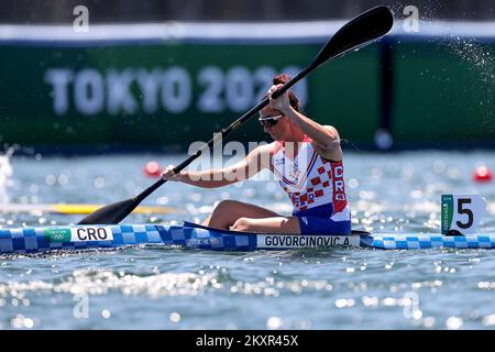 Anamaria Govorcinovic de Team Croatia participe à la compétition du quart-finale 4 féminin de kayak unique 500m le douze jour des Jeux Olympiques de Tokyo 2020 sur la voie navigable de la forêt marine sur 04 août 2021, à Tokyo, au Japon. Photo: Igor Kralj/PIXSELL Banque D'Images