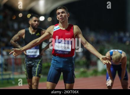 ZAGREB, CROATIE - SEPTEMBRE 14 : Catalin Tecuceanu, de Roumanie, réagit après les obstacles de 110 mètres de l'homme lors du défi mondial de l'IAAF Zagreb 2021 - 71st Mémorial Boris Hanzekovic au parc universitaire de 14 septembre 2021 à Zagreb, Croatie. Photo: Goran Stanzl/PIXSELL Banque D'Images