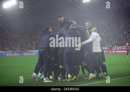 SPLIT, CROATIE - NOVEMBRE 14 : l'équipe nationale croate célèbre le but lors du match de qualification de la coupe du monde de la FIFA 2022 entre la Croatie et la Russie au stade Poljud sur 14 novembre 2021 à Split, Croatie. Photo: Sanjin Strukic/PIXSELL Banque D'Images