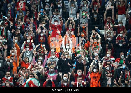 BUDAPEST, HONGRIE - JANVIER 16: Fans lors du match de L'EHF EURO 2022 entre le Portugal et la Hongrie à l'arène multifonctionnelle sur 16 janvier 2022 à Budapest, Hongrie. Photo: Sanjin Strukic/PIXSELL Banque D'Images