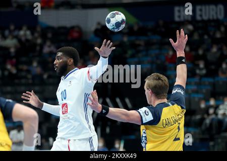 Dika Mem de France en action pendant le match semi-final de l'EHF 2022 entre la France et la Suède au MVM Dome sur 28 janvier 2022 à Budapest, Hongrie. Photo: Sanjin Strukic/PIXSELL Banque D'Images