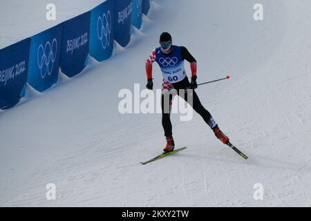 Marko Skender lors de la compétition de ski de fond aux Jeux olympiques d'hiver de Pékin, en Chine, sur 19 février 2022. Le russe Alexander Bolsunov (25) a remporté le titre de vainqueur olympique au marathon de ski de fond aux Jeux Olympiques d'hiver de Beijing, tandis que le représentant croate Marko Skender a pris place en 57th. Photo: Jaki Franja/PIXSELL Banque D'Images