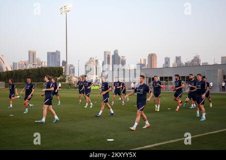 Joueurs de football croates pendant l'entraînement à Doha, Qatar sur 25 mars 2022. Dans le cadre des préparatifs de la prochaine coupe du monde, l'équipe nationale croate de football se déroulera au tournoi de Doha. Photo: Igor Kralj/PIXSELL Banque D'Images