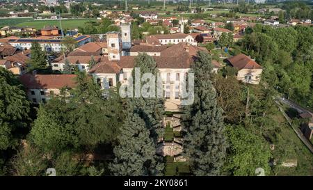 Villa Clerici, ancien bâtiment le long de la Naviglio Grande, Castelletto Di Cuggiono, près de Milan, Italie Banque D'Images