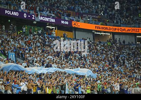 Doha, Qatar. 30th novembre 2022. Les fans argentins, fêtent la victoire après le match entre la Pologne et l'Argentine, pour le groupe C 3rd de la coupe du monde de la FIFA, Qatar 2022, 974 Stadium ce mercredi 30. 30761 (Heuler Andrey/SPP) crédit: SPP Sport presse photo. /Alamy Live News Banque D'Images