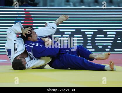 Eunkyul Lee, de Corée, dans une lutte contre Martin Hojak, de Slovénie, dans la catégorie des hommes jusqu'à 73kg ans, lors du Grand Prix mondial de Zagreb de l'IJF, qui s'est tenu à l'Arena de Zagreb, à Zagreb, en Croatie, sur 16 juillet 2022. Photo: Zeljko Hladika/PIXSELL Banque D'Images