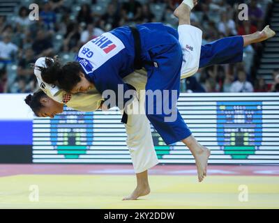 Barbara Matic de Croatie dans la lutte contre Miriam Butkereit d'Allemagne dans la catégorie des femmes jusqu'à 70kg au cours du Grand Prix mondial de Zagreb de l'IJF, qui s'est tenu à l'Arena de Zagreb, à Zagreb, en Croatie, sur 16 juillet 2022. Photo: Zeljko Hladika/PIXSELL Banque D'Images