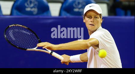 UMAG, CROATIE - JUILLET 30: Jannik sinner d'Italie joue contre Franco Agamenone d'Italie lors du match unique semi-fin de Menâ€™s le jour 7 de la Croatie 2022 Oumag ouvert au stade ATP Goran Ivanisevic sur 30 juillet 2022 à Umag, Croatie. Photo: Jurica Galoic/PIXSELL Banque D'Images