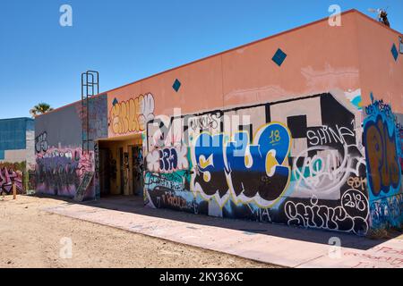 Newberry Springs, Californie, États-Unis. 20th juin 2018. Rock''« A'« Hoola Waterpark dans le désert de Mojave. Ouvert en 1962, abandonné en 2004. (Image de crédit : © Ian L. Sitren/ZUMA Press Wire) Banque D'Images