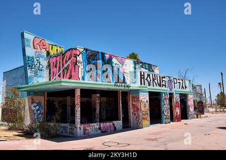 Newberry Springs, Californie, États-Unis. 20th juin 2018. Rock''« A'« Hoola Waterpark dans le désert de Mojave. Ouvert en 1962, abandonné en 2004. (Image de crédit : © Ian L. Sitren/ZUMA Press Wire) Banque D'Images