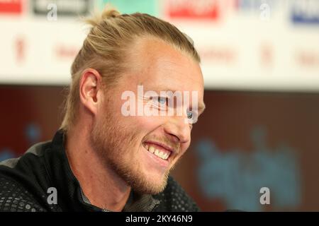 Joueur de football Simon Kjaer lors de la conférence de presse de l'équipe nationale de football du Danemark au stade Maksimir à Zagreb, en Croatie, sur 21 septembre 2022. Le Danemark jouera un match de la Ligue des Nations de l'UEFA avec la croatie demain à Maksimir. Photo: Goran Stanzl/PIXSELL Banque D'Images