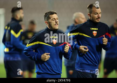 Stevan Jovetic à l'entraînement de l'équipe nationale de football monténégrine au stade Bilo Polje à Zenica, en Bosnie-Herzégovine, sur 22 septembre 2022. Le Monténégro jouera demain un match de la Ligue des Nations de l'UEFA contre la Bosnie-Herzégovine. Photo: Armin Durgut/PIXSELL Banque D'Images