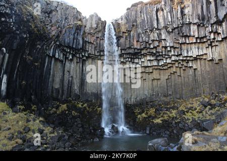 Svartifoss en automne Banque D'Images