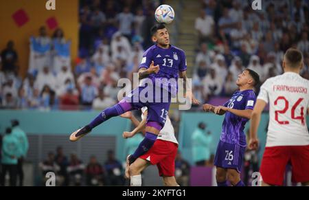 Al Wakrah, Qatar. 30th novembre 2022. Le Romero argentin Cristian se bat pour le ballon lors d'un match de football entre la Pologne et l'Argentine, le troisième et dernier match dans le groupe C de la coupe du monde FIFA 2022 à Al Wakrah, État du Qatar, le mercredi 30 novembre 2022. BELGA PHOTO VIRGINIE LEFOUR crédit: Belga News Agency/Alay Live News Banque D'Images