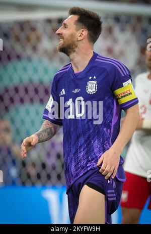 Al Wakrah, Qatar. 30th novembre 2022. Lionel Messi d'Argentine semble abattu lors d'un match de football entre la Pologne et l'Argentine, troisième et dernier match du Groupe C de la coupe du monde FIFA 2022 à Al Wakrah, État du Qatar, le mercredi 30 novembre 2022. BELGA PHOTO VIRGINIE LEFOUR crédit: Belga News Agency/Alay Live News Banque D'Images