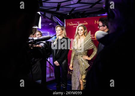 AMSTERDAM - Chantal Janzen dévoile sa propre figurine en cire dans Madame Tussauds. ANP EVA PLEVIER pays-bas sortie - belgique sortie Banque D'Images