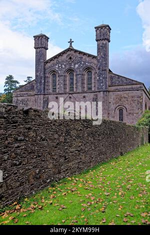 Abbaye de Margam : l'église paroissiale actuelle comprend la nef de l'église abbatiale. Margam Country Park, Margam, Port Talbot, pays de Galles du Sud, Royaume-Uni Banque D'Images