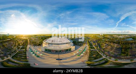 Vue panoramique à 360° de Sunrise, FL, Etats-Unis - 28 novembre 2022: Photographie aérienne 360 FLA Live Arena Sunrise FL