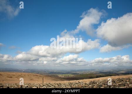 Une vue de près de Sponds Hill près de Bowstonegate au-dessus de Lyme Park Cheshire Angleterre Banque D'Images