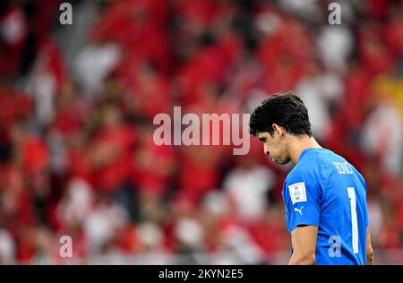 Doha, Qatar. 1st décembre 2022. Yassine Bounou, gardien de but du Maroc, réagit lors du match du Groupe F entre le Canada et le Maroc à la coupe du monde de la FIFA 2022 au stade Al Thumama à Doha, au Qatar, le 1 décembre 2022. Credit: Xin Yuewei/Xinhua/Alay Live News Banque D'Images