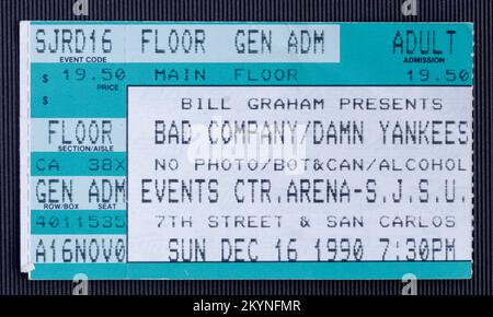 San José, Californie - 16 décembre 1990 - ancien billet utilisé pour le concert duo de Bad Company - Damn Yankees à l'arène du centre d'événements Banque D'Images