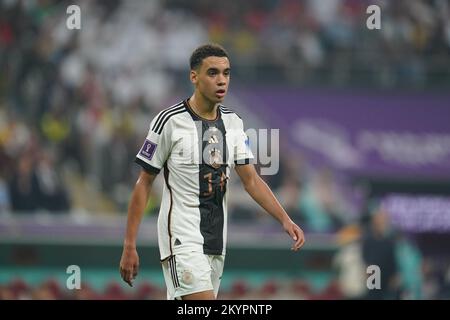 Doha, Al Khor, Qatar, Qatar. 1st décembre 2022. AL KHOR, QATAR - DÉCEMBRE 1: Le joueur de l'Allemagne Jamal Musiala regarde pendant la coupe du monde de la FIFA, le Qatar 2022 groupe E match entre le Costa Rica et l'Allemagne au stade Al Bayt sur 1 décembre 2022 à Doha, Qatar. (Credit image: © Florencia Tan Jun/PX Imagens via ZUMA Press Wire) Banque D'Images