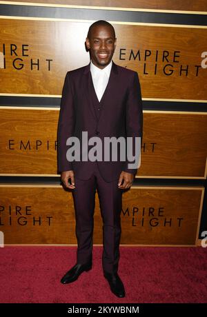 BEVERLY HILLS, CALIFORNIE - DÉCEMBRE 01: Micheal Ward assiste à la première de Fox Searchlight Pictures 'Empire of Light' chez Samuel Goldwyn The à Los Angeles Banque D'Images