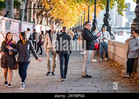 Rues animées de Londres près de Westminster Abby. Banque D'Images