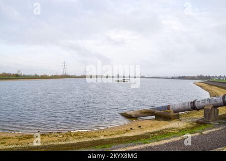 Un réservoir à Walthamstow Wetlands, Londres, Royaume-Uni. 2nd décembre 2022. Banque D'Images