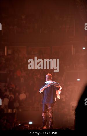 Rome, Italie. 29th novembre 2022. Le chanteur italien Salmo pseudonyme de Maurizio Pisciottu en concert au Palasport. Rome (Italie), 29 novembre 2022 Credit: dpa/Alamy Live News Banque D'Images