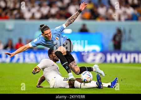 Al Wakrah, Qatar. 02nd décembre 2022. Darwin Nunez d'Uruguay et Daniel Amartey du Ghana lors de la coupe du monde de la FIFA Qatar 2022 Groupe H match entre le Ghana et l'Uruguay au stade Al Janoub à Al Wakrah, Qatar sur 2 décembre 2022 (photo par Andrew Surma/ Credit: SIPA USA/Alay Live News Banque D'Images