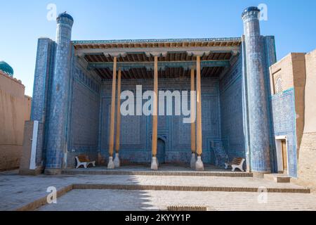 Mosquée dans la résidence de Khorezm khans Kunya Ark. Khiva, Ouzbékistan Banque D'Images