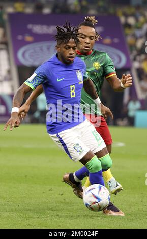 Al Daayen, Qatar. 02nd décembre 2022. Frederico Rodrigues de Paula aka Fred du Brésil, Pierre Kunde du Cameroun pendant la coupe du monde de la FIFA 2022, match de football du Groupe G entre le Cameroun et le Brésil sur 2 décembre 2022 au stade Lusail à Al Daayen, Qatar - photo: Jean Catuffe/DPPI/LiveMedia crédit: Agence photo indépendante/Alay Live News Banque D'Images