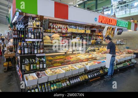 Pinocchio Italian Delicatessen, Kleinmarkthalle, Francfort-sur-le-main, Hesse, Allemagne, Europe Banque D'Images