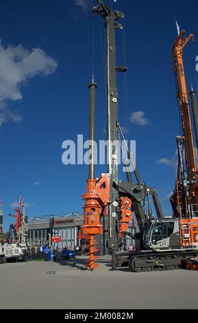 Engins de forage rotatif, machines de forage, ingénierie des fondations, Bauma 2022, le plus grand salon mondial des machines de construction, Munich, Allemagne, Europ Banque D'Images