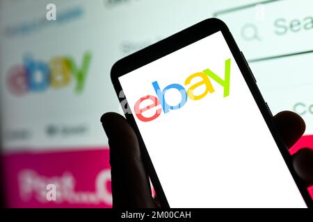 Sur cette photo, un logo eBay apparaît sur un smartphone. (Photo de Mateusz Slodkowski / SOPA Images / Sipa USA) Banque D'Images