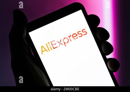 Sur cette photo, un logo AliExpress apparaît sur un smartphone. (Photo de Mateusz Slodkowski / SOPA Images / Sipa USA) Banque D'Images