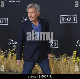 Los Angeles, États-Unis. 02nd décembre 2022. Harrison Ford, membre du casting, assiste à la première de la série télévisée WESTERN dramatique de Paramount '1923' au Hollywood American Legion Post 43 à Los Angeles vendredi, 2 décembre 2022. Scénario : les Hollandais sont confrontés à un nouvel ensemble de défis au début du siècle 20th, dont la montée de l'expansion occidentale, la prohibition et la Grande Dépression. Photo de Jim Ruymen/UPI crédit: UPI/Alay Live News Banque D'Images