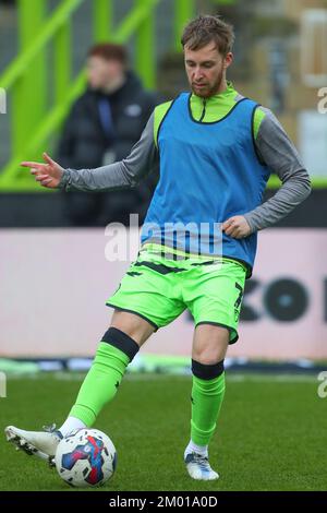 Ben Stevenson #7 de Forest Green Rovers lors de l'échauffement avant le match de Sky Bet League 1 Forest Green Rovers vs Cambridge United à la Nouvelle pelouse, Nailsworth, Royaume-Uni, 3rd décembre 2022 (photo de Gareth Evans/News Images) Banque D'Images