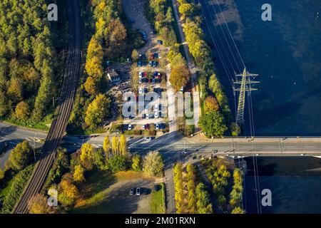 Vue aérienne, Hengsteysee, lieu de rencontre des motards au pont de Ruhr, Boele, Hagen, région de la Ruhr, Rhénanie-du-Nord-Westphalie, Allemagne, Biker, réunion des Bikers, DE, EUR Banque D'Images